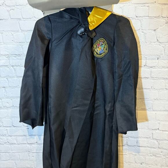 Harry Potter Hufflepuff Halloween Costume Robe - Picture 4 of 4